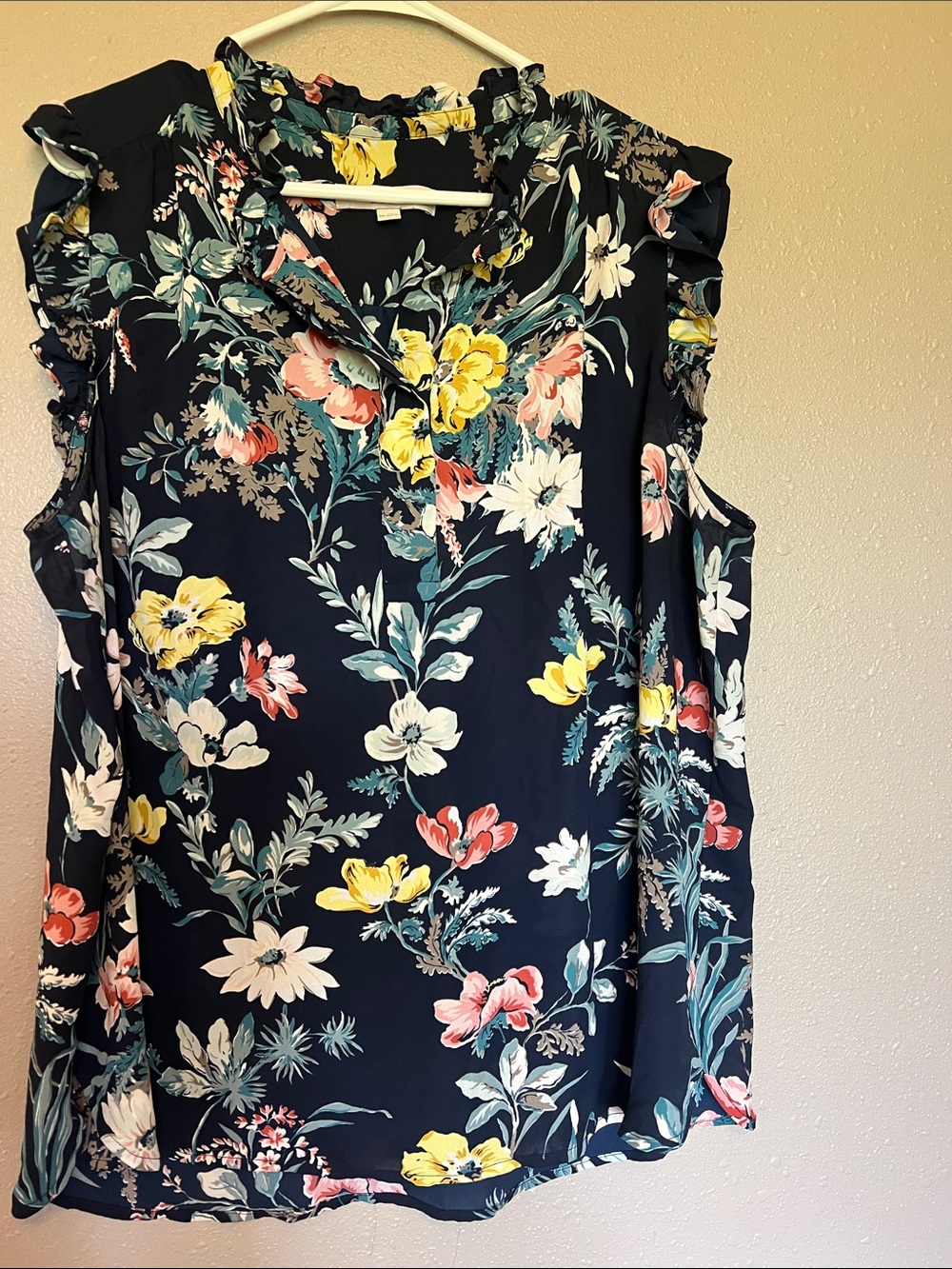 LOFT Navy Floral Ruffled Sleeveless Blouse